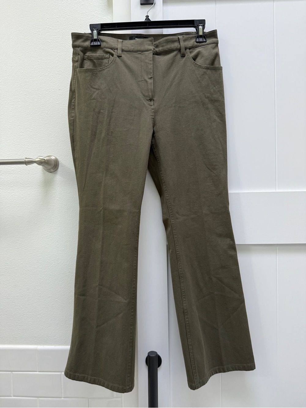 Theory Cropped Kick Flare Pants Olive Green Women’s Size 6 - Picture 6 of 11